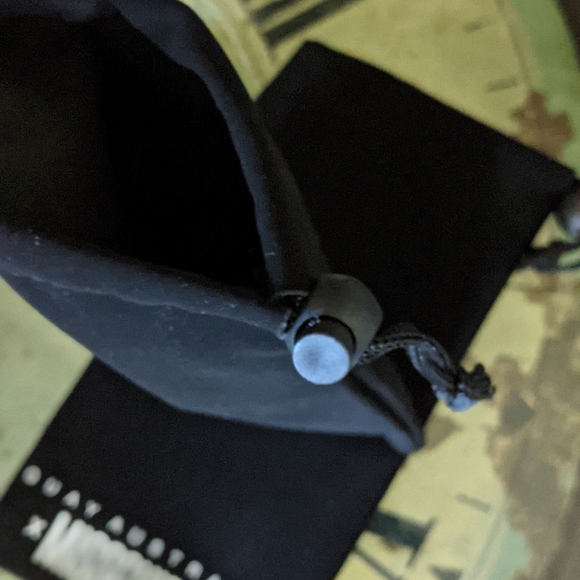 Sunglasses case - Picture 2 of 3